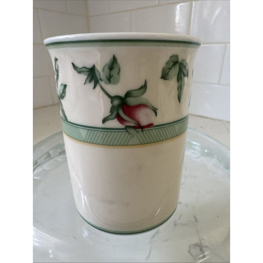 Wedgewood English Cottage Rose Coffee Mug - Picture 3 of 11